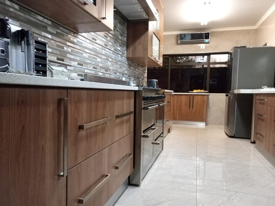 4 Bedroom Property for Sale in Baillie Park North West